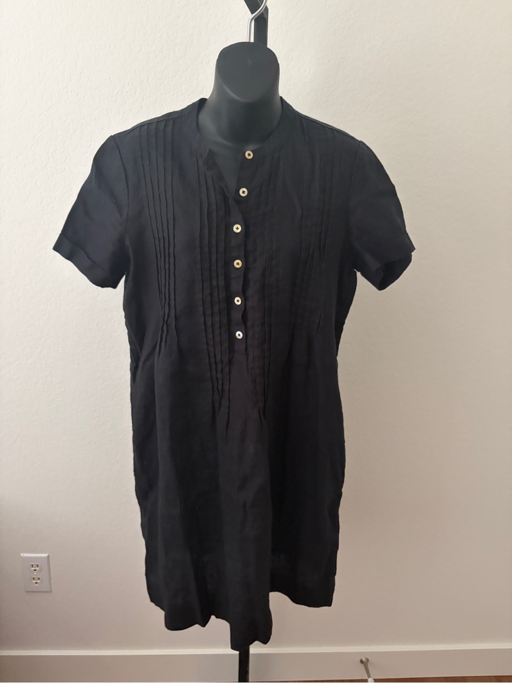 Quince Black Linen Short-Sleeve Midi Dress, size S